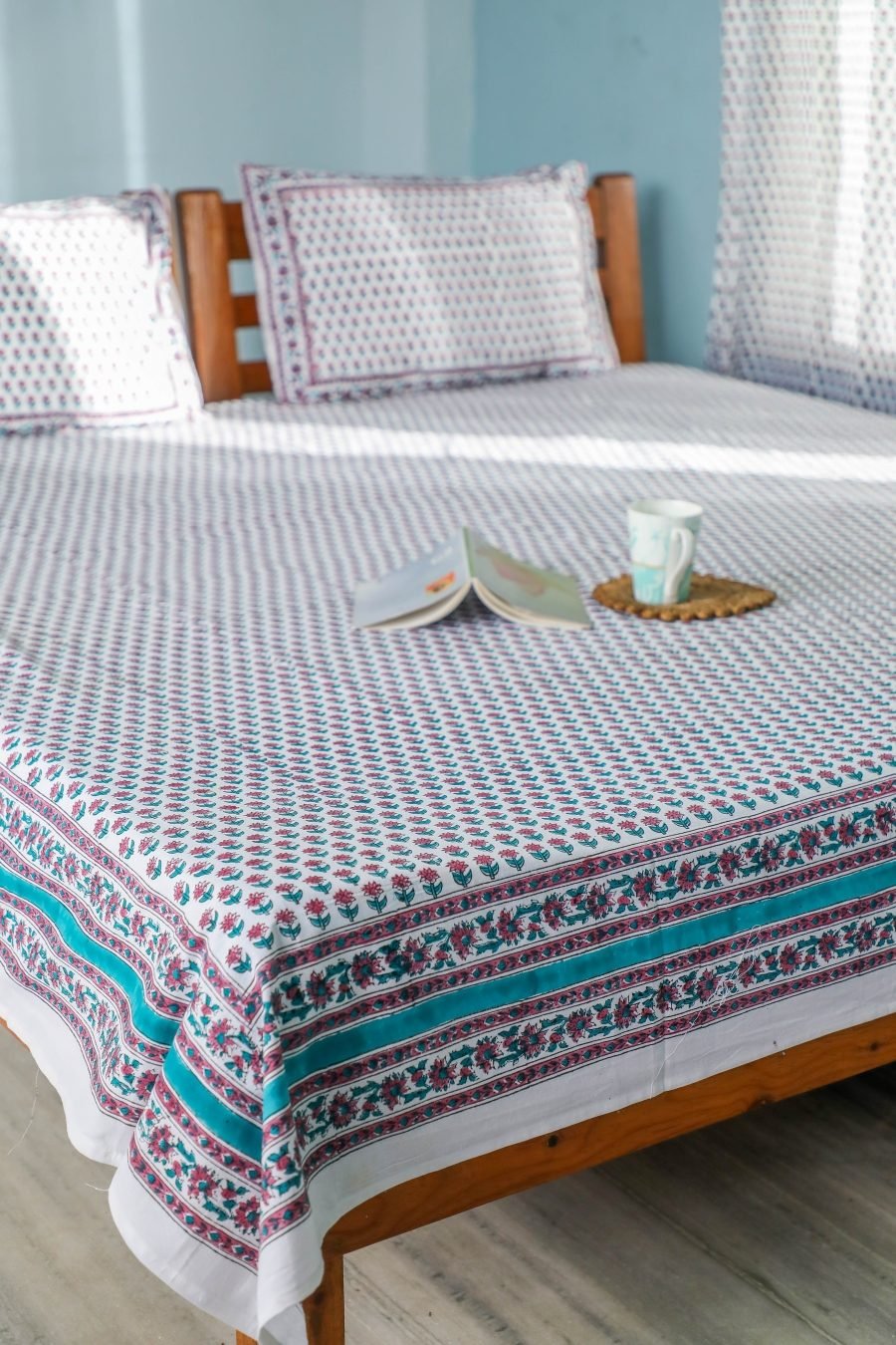 Sootisyahi 'Floral dots' Handblock Printed Cotton Bedsheet - SootiSyahi