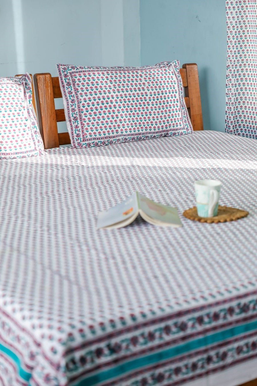 Sootisyahi 'Floral dots' Handblock Printed Cotton Bedsheet - SootiSyahi