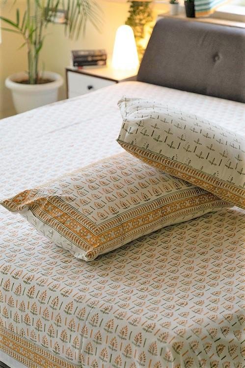 Sootisyahi 'Grassy Golden' Handblock Printed Cotton Bedsheet - SootiSyahi