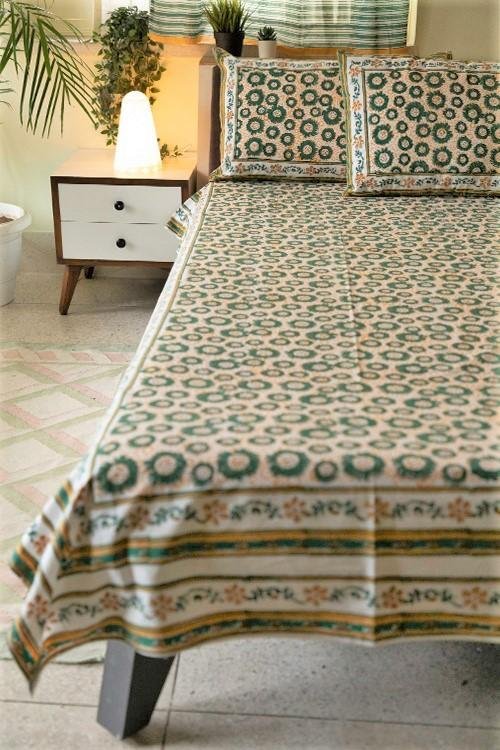 Sootisyahi 'Green Glow' Handblock Printed Cotton Bedsheet - SootiSyahi