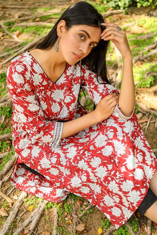 Sootisyahi 'Hidden Hibiscus' Azofree Handblock Printed Pure Cotton Kurti - SootiSyahi