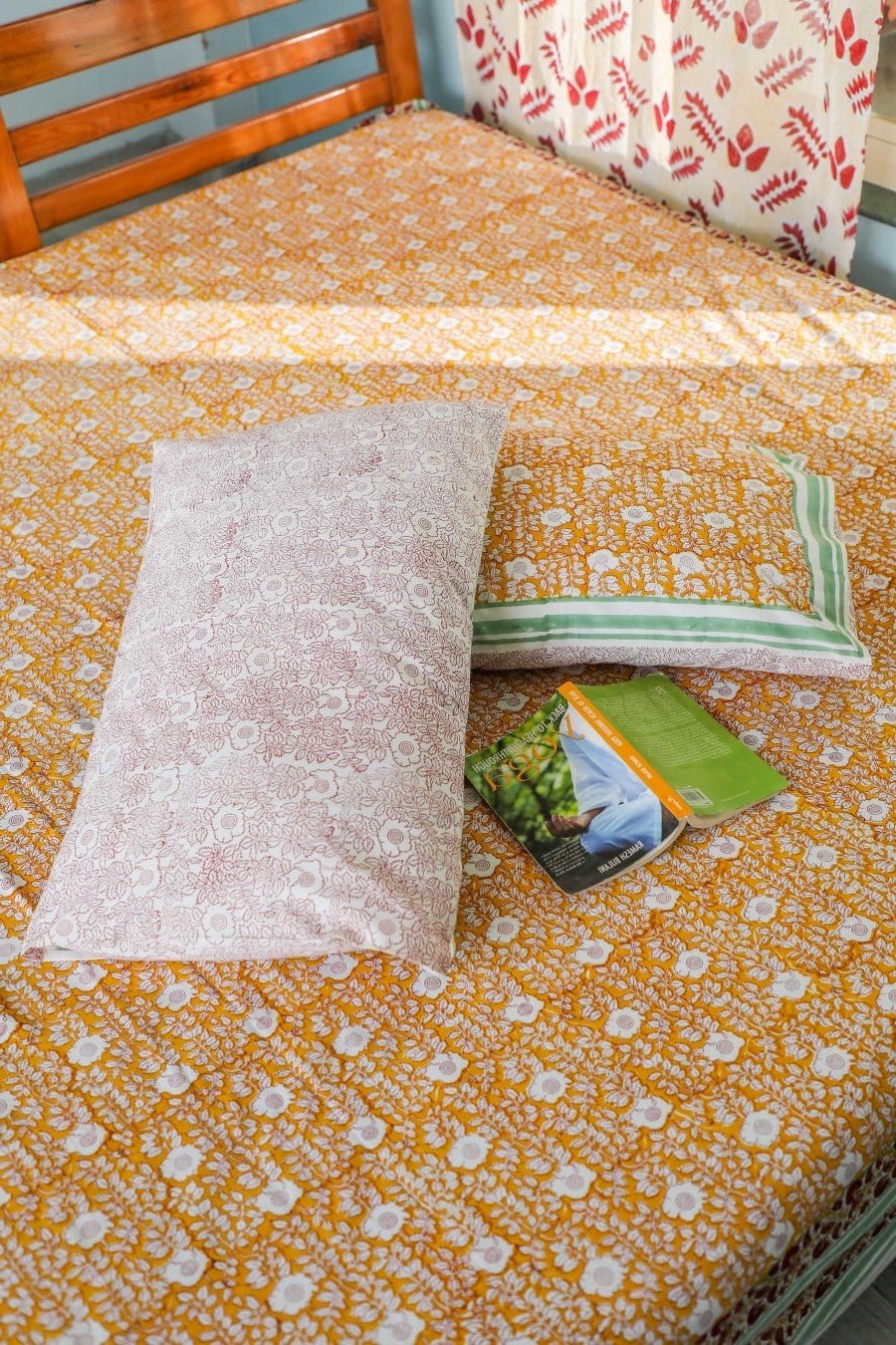 SootiSyahi 'Jungle Tales' Handblock Printed Cotton Bedsheet - SootiSyahi