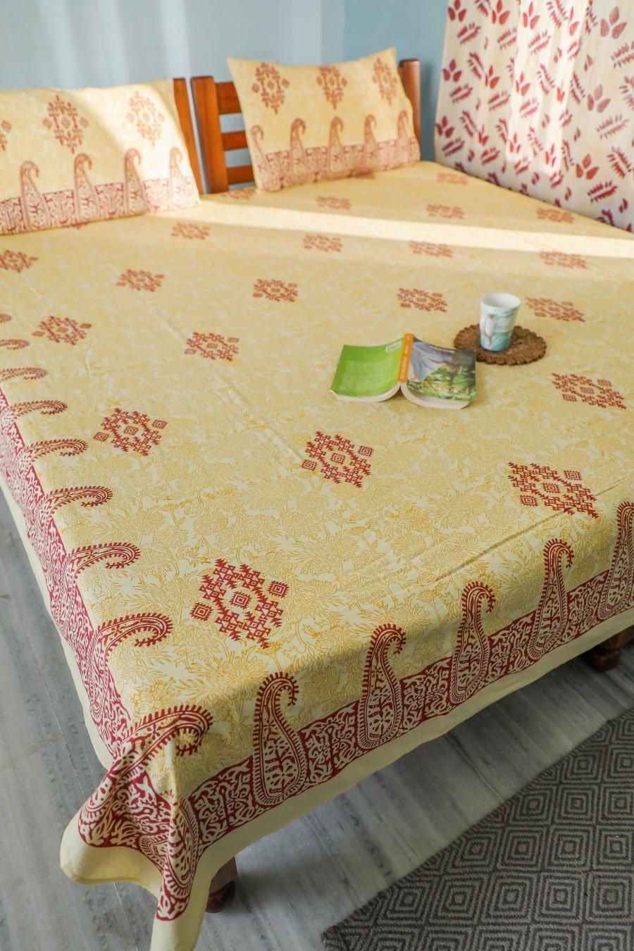 SootiSyahi 'Modern Motley' Handblock Printed Cotton Bedsheet - SootiSyahi