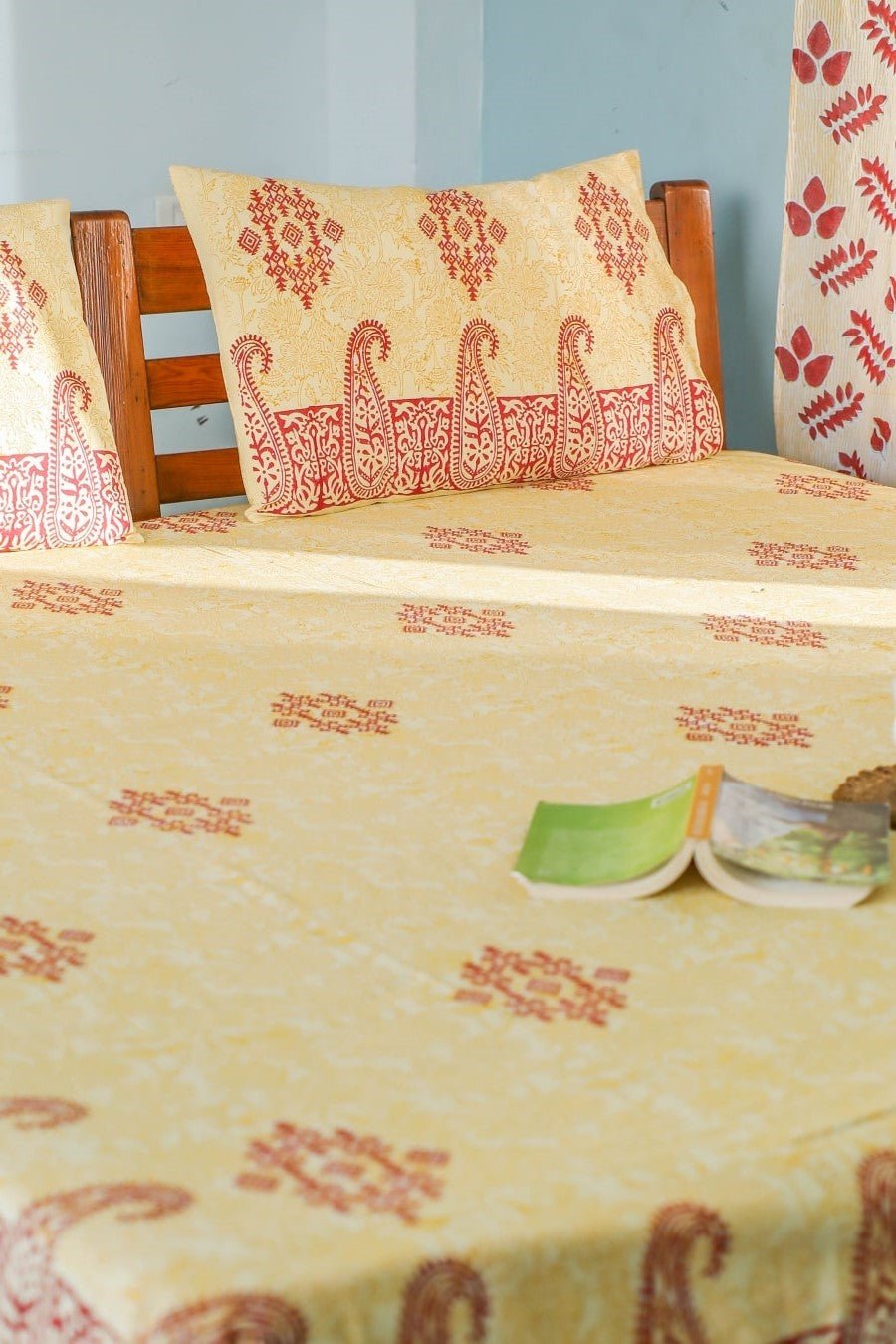 SootiSyahi 'Modern Motley' Handblock Printed Cotton Bedsheet - SootiSyahi