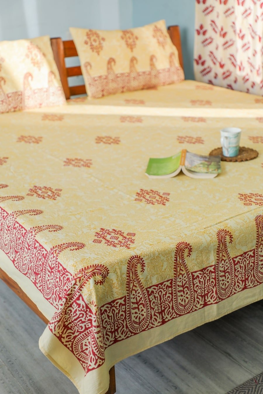 SootiSyahi 'Modern Motley' Handblock Printed Cotton Bedsheet - SootiSyahi