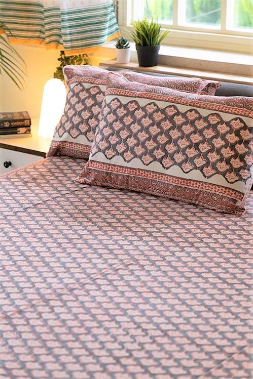 Sootisyahi 'Offensive Orange' Handblock Printed Cotton Bedsheet - SootiSyahi