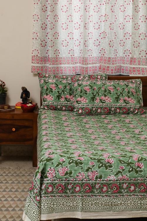 Sootisyahi 'Planet Green' Handblock Printed Cotton Bedsheet - SootiSyahi
