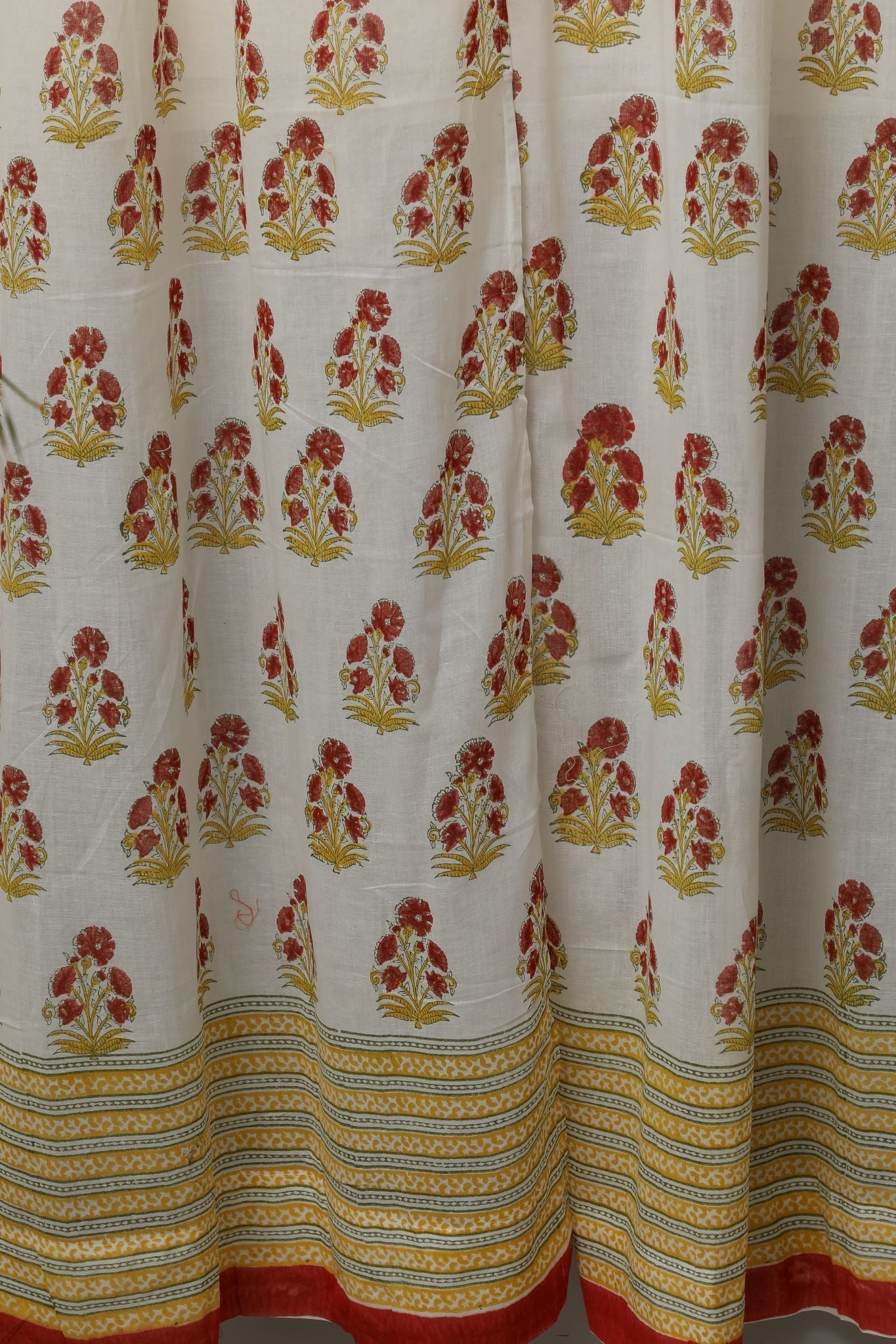 SootiSyahi 'Red Daisy' Handblock Printed Cotton Door Curtain - SootiSyahi