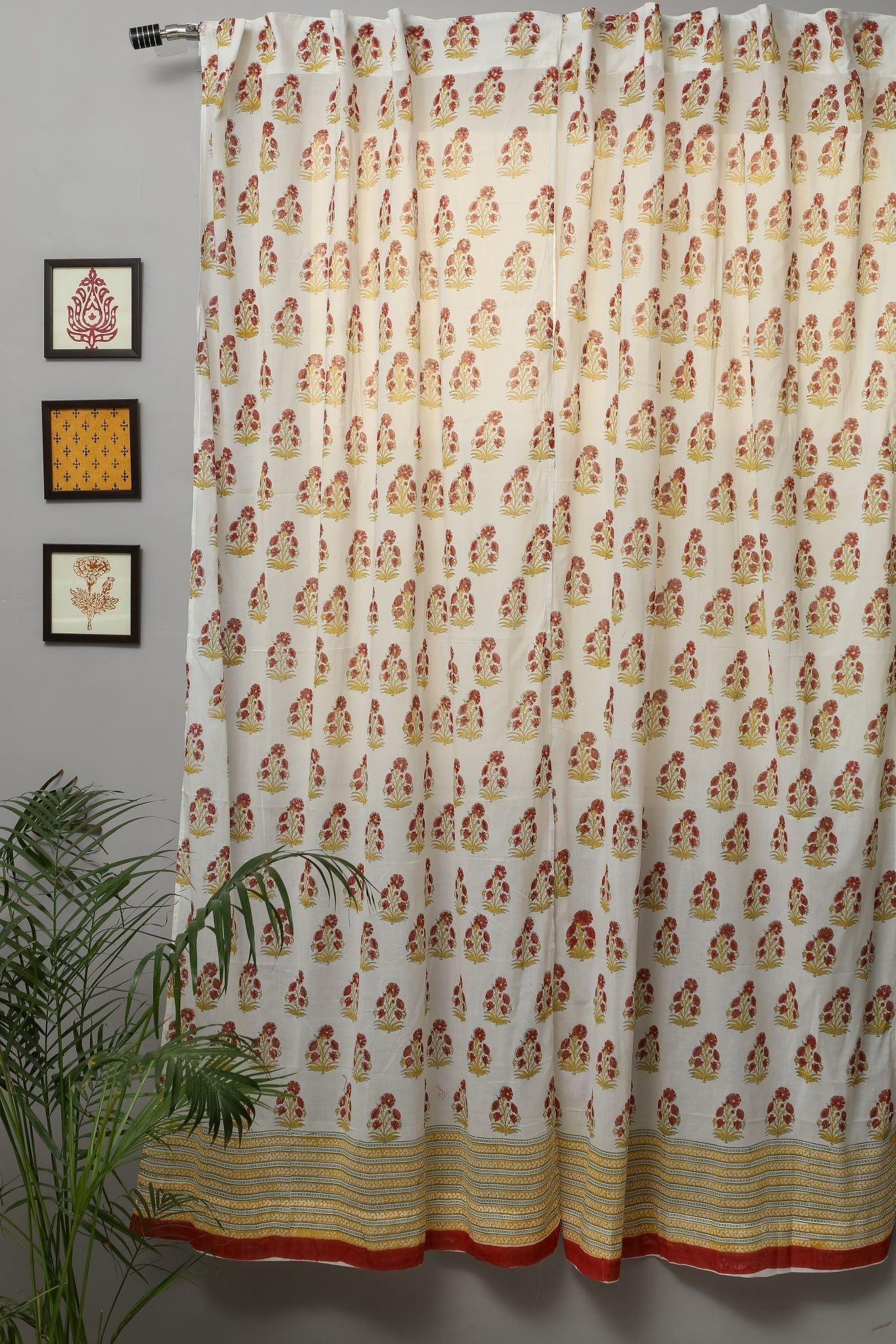 SootiSyahi 'Red Daisy' Handblock Printed Cotton Door Curtain - SootiSyahi