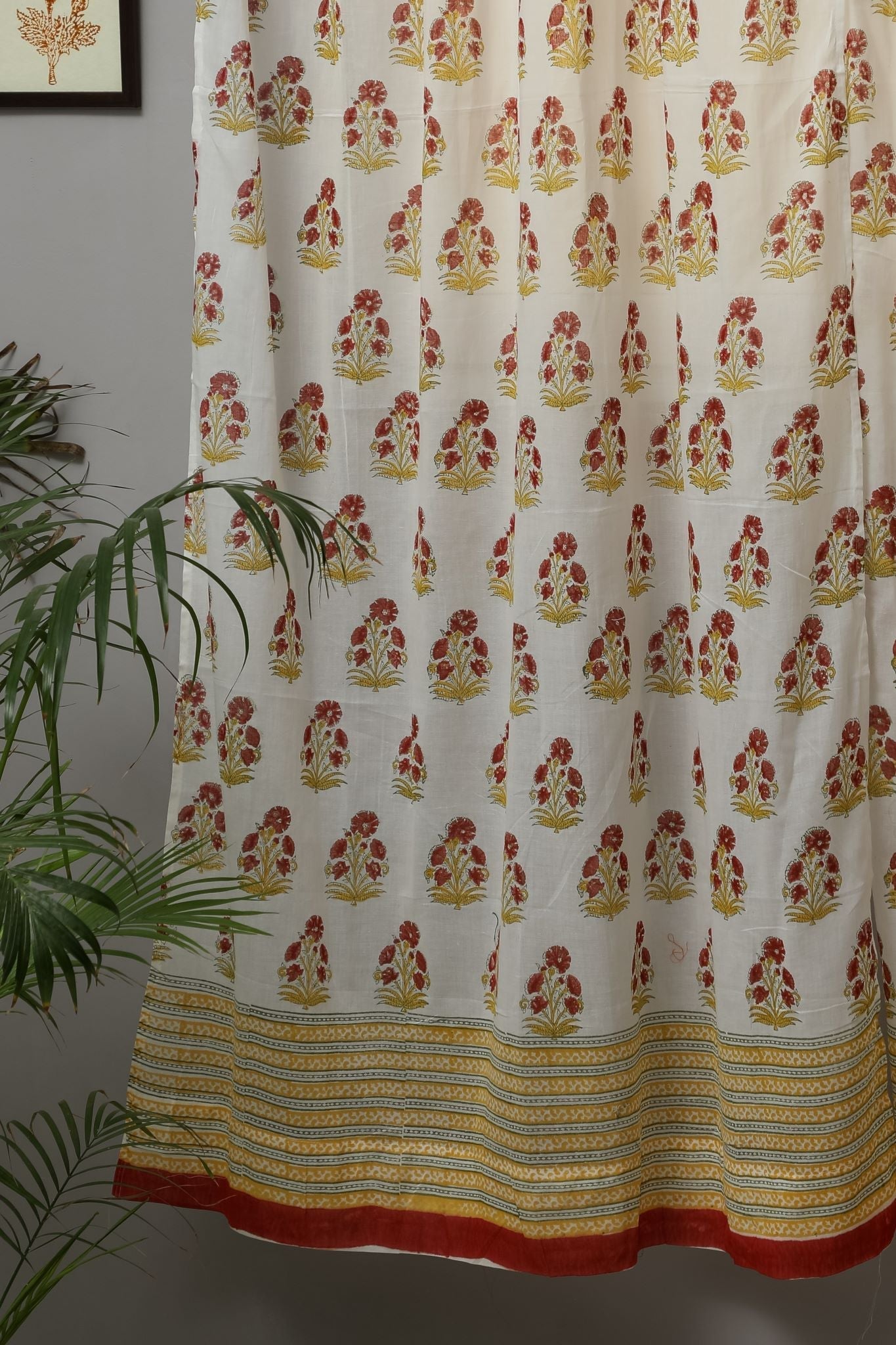 SootiSyahi 'Red Daisy' Handblock Printed Cotton Door Curtain - SootiSyahi