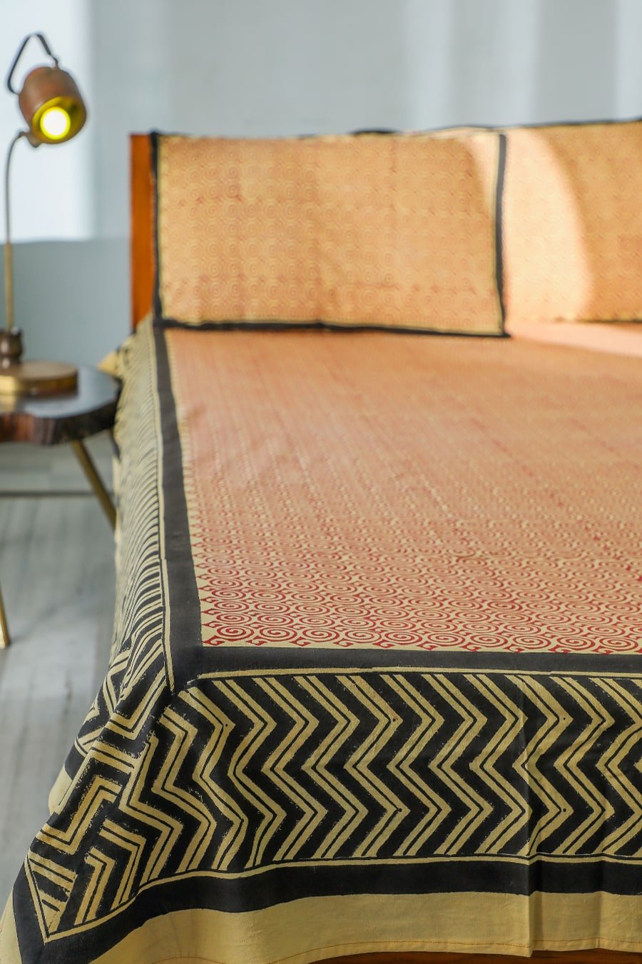 SootiSyahi 'Reddish Waves' Handblock Printed Cotton Bedsheet - SootiSyahi