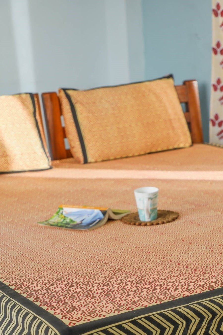 SootiSyahi 'Reddish Waves' Handblock Printed Cotton Bedsheet - SootiSyahi