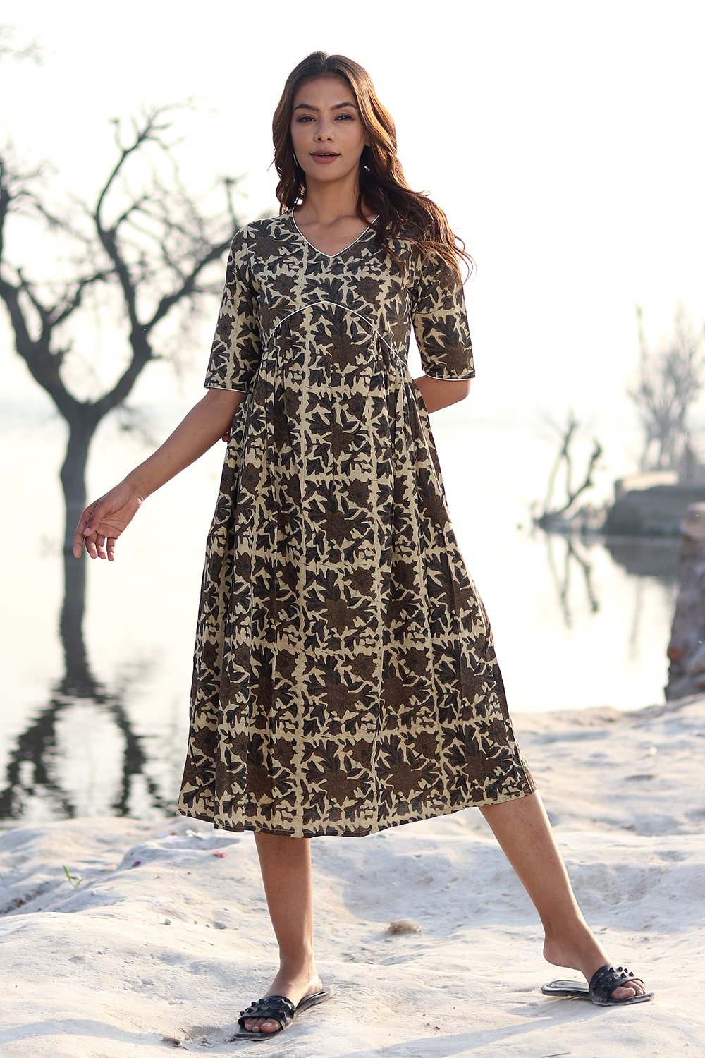 SootiSyahi 'Rustic Edge' Cotton Dress - SootiSyahi