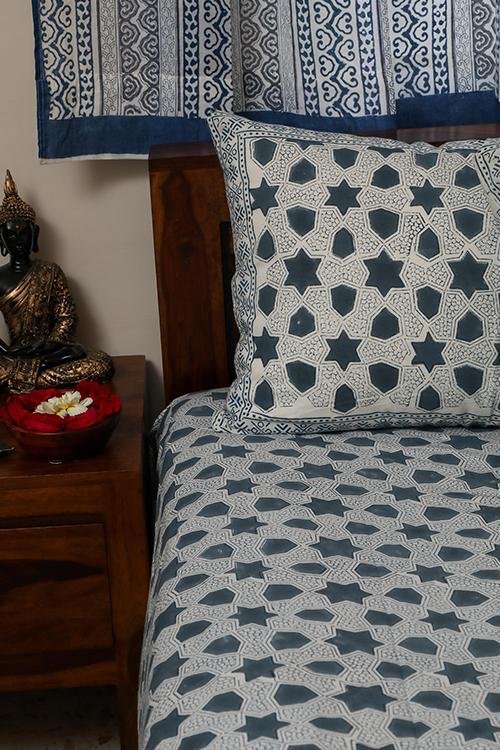 Sootisyahi 'Star Dreams' Handblock Printed Cotton Bedsheet - SootiSyahi