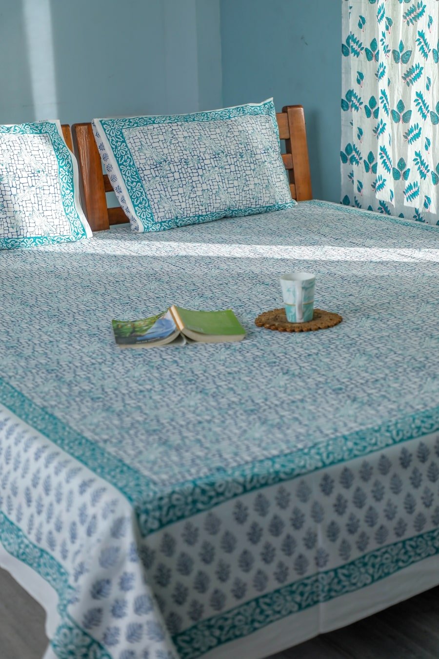 SootiSyahi 'Tales of fly' Handblock Printed Cotton Bedsheet - SootiSyahi