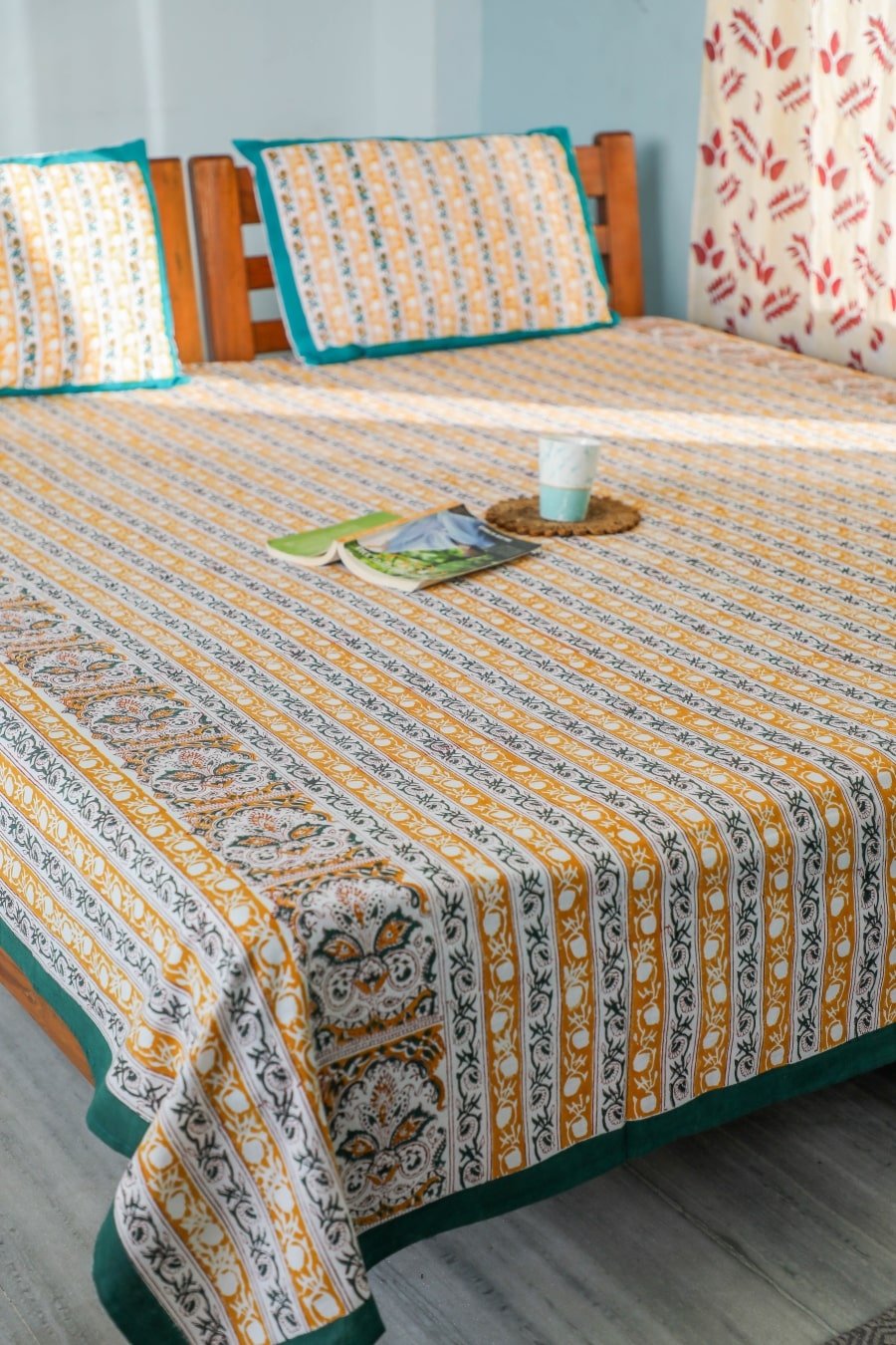 SootiSyahi 'Vertical statement' Handblock Printed Cotton Bedsheet - SootiSyahi