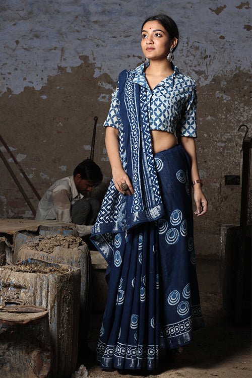 "WHEEL OF TIME" INDIGO DABU HANDBLOCK PRINT SLUB COTTON SAREE - SootiSyahi