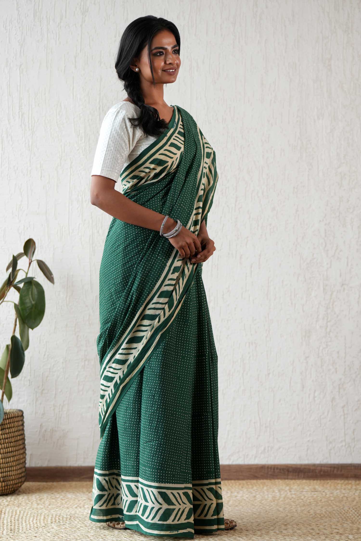 Sooti Syahi-Ancient Echo - Hand Block Printed Mul Mul Cotton Saree-4