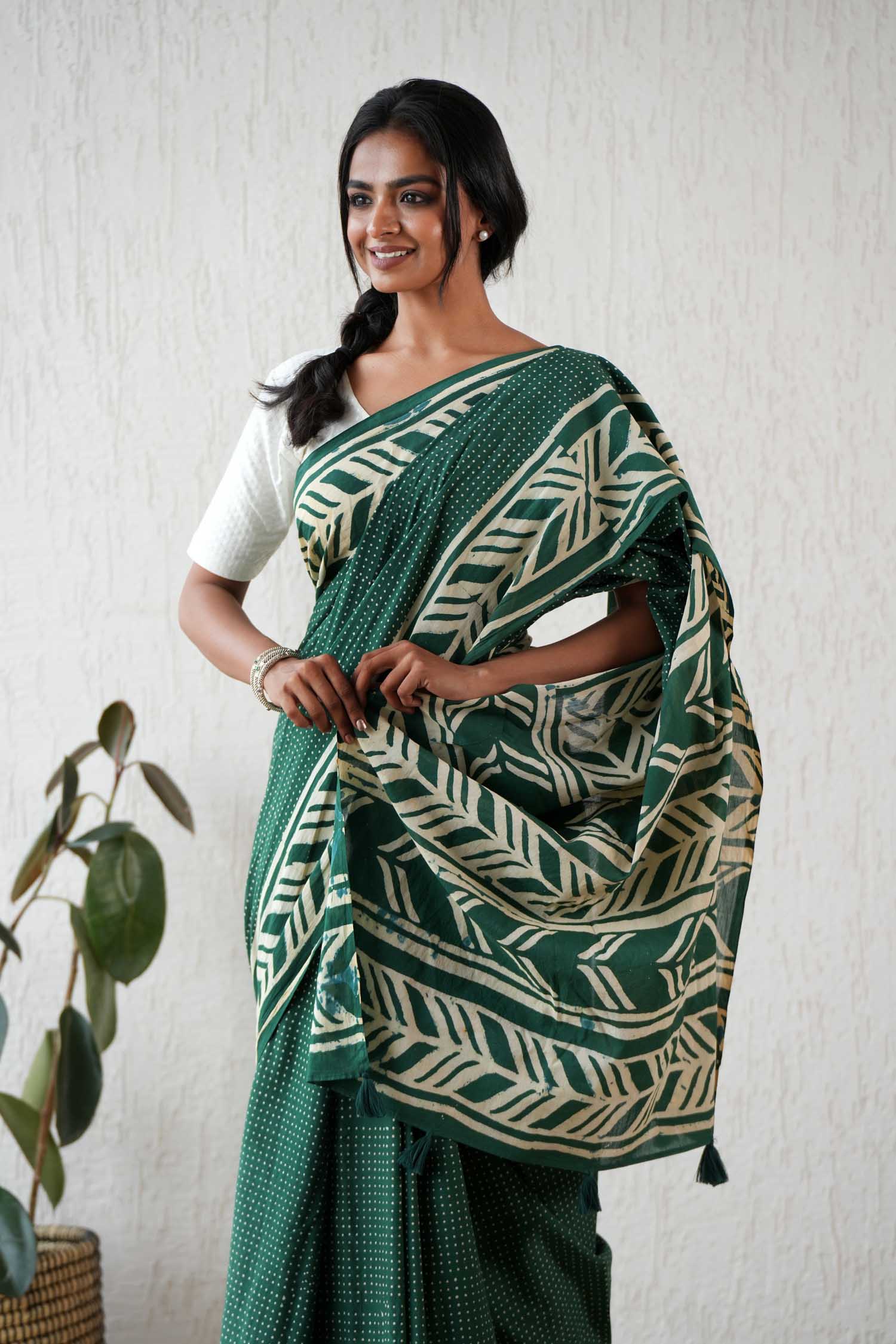 Sooti Syahi-Ancient Echo - Hand Block Printed Mul Mul Cotton Saree-6