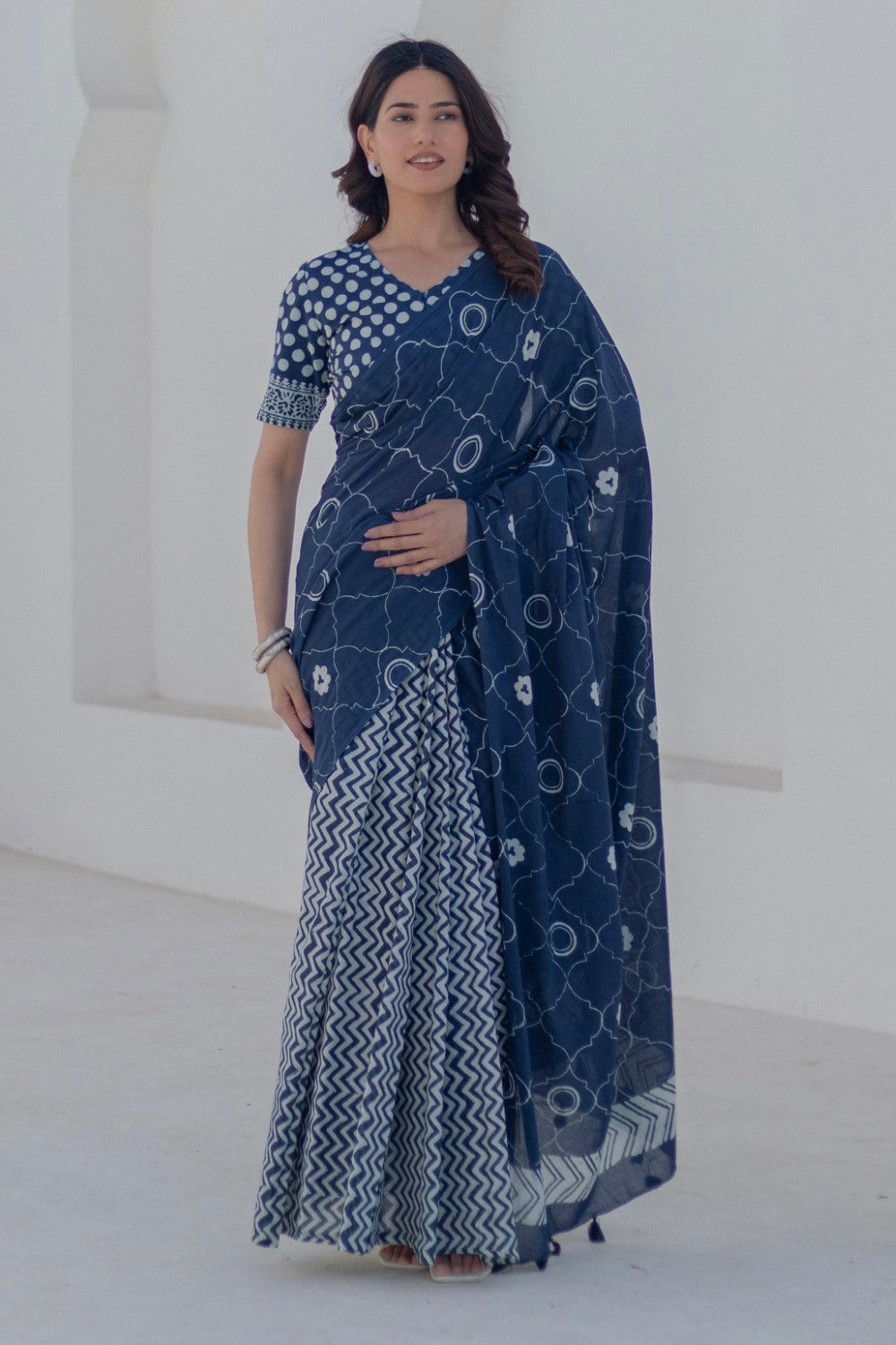 Midnight Circles - Hand Block Mul Cotton Saree - SootiSyahi