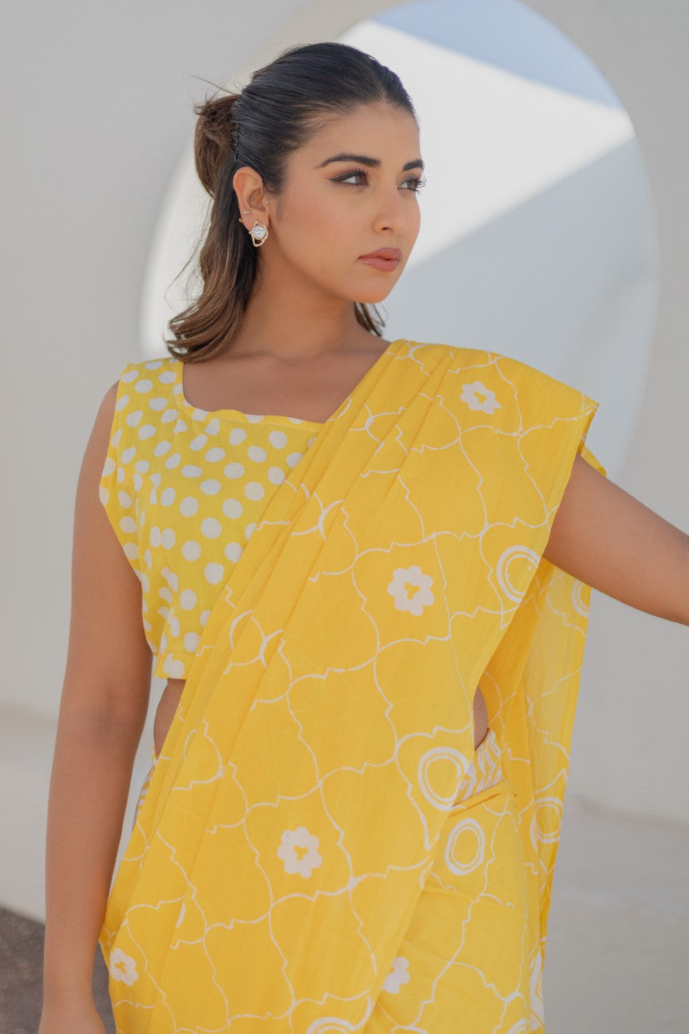Sunshine Medallions - Hand Block Mul Cotton Saree - SootiSyahi