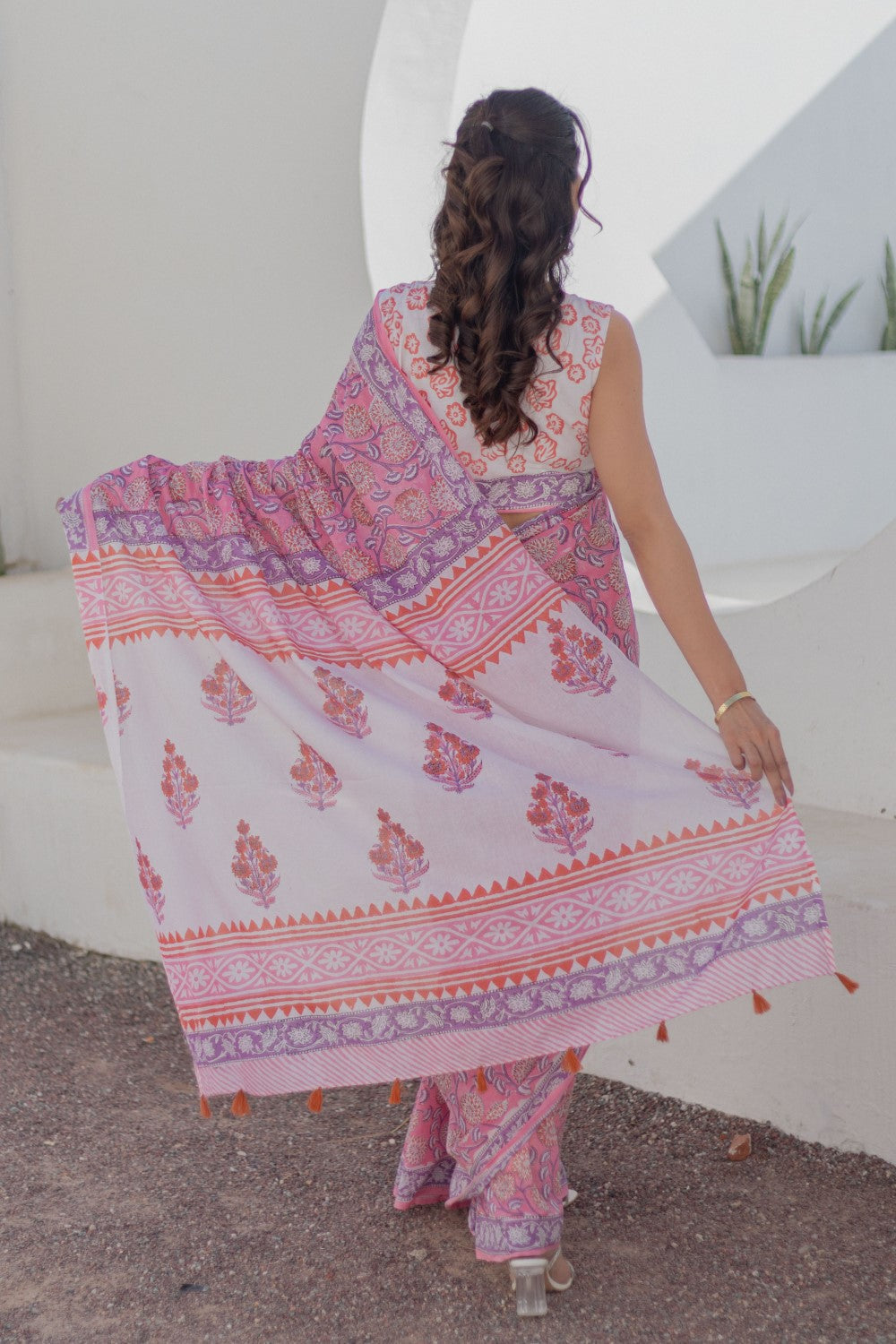 Rose Paisley-handblock-print-mul-cotton-saree