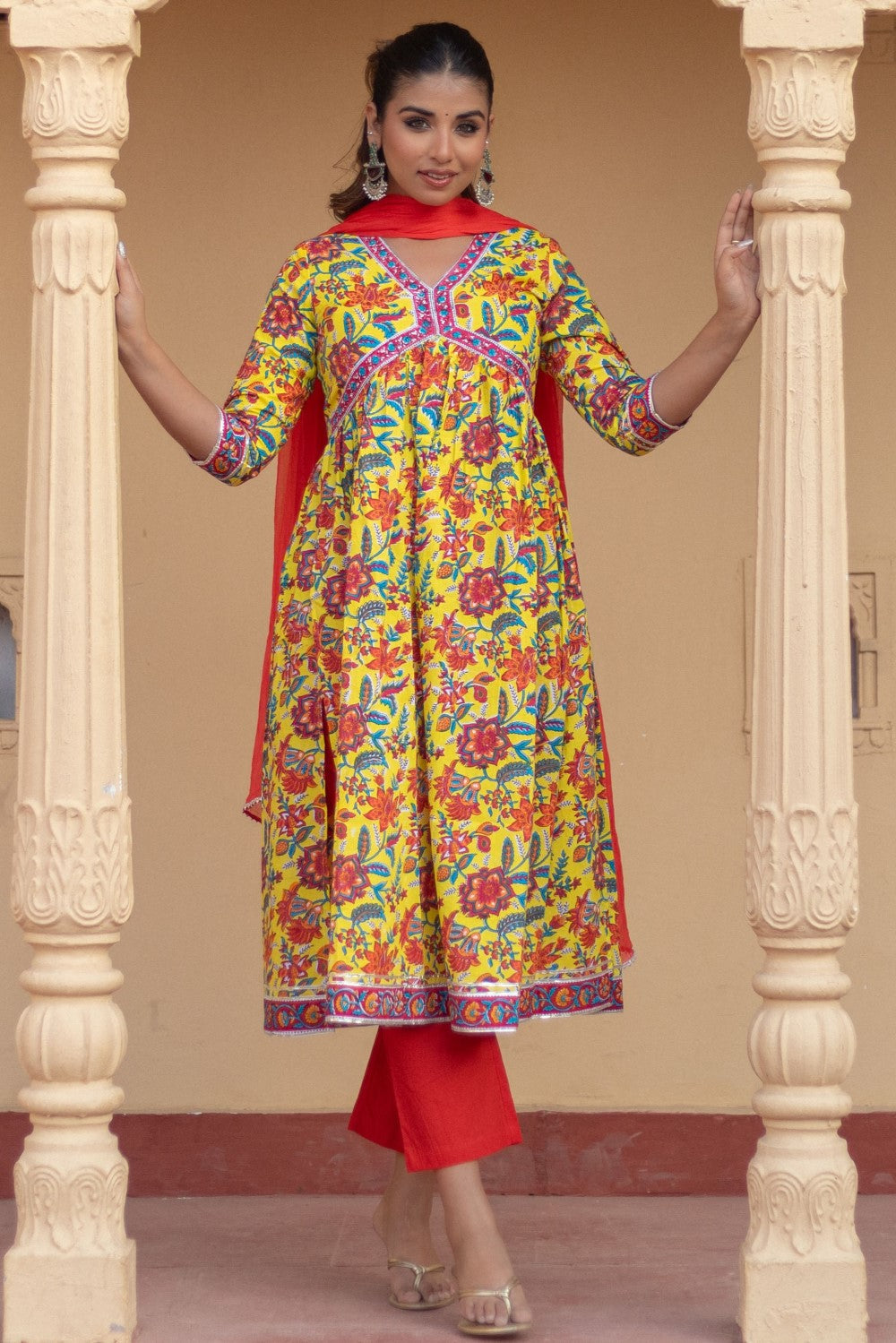 SootiSyahi-"Sunshine Garden” Hand Block Printed Cotton Suit Set