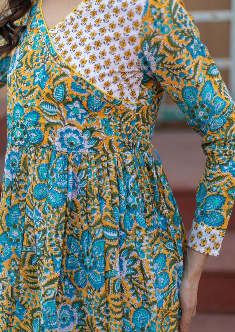 Sootisyahi-“Azure Elegance” Hand Block Printed Cotton Suit Set