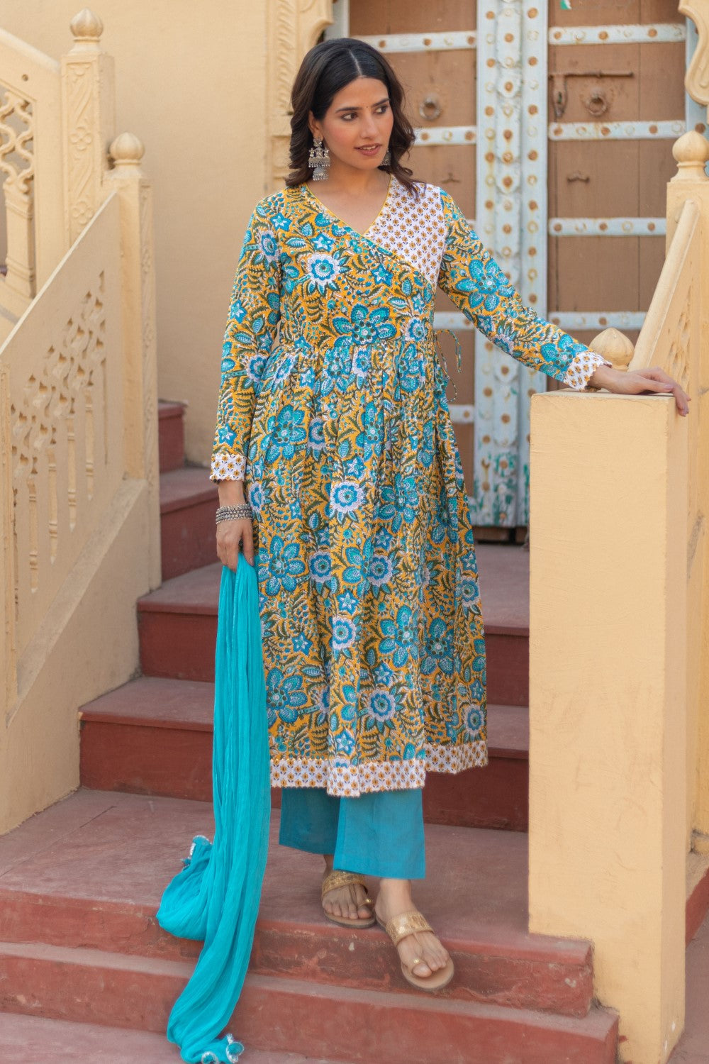 Sootisyahi-“Azure Elegance” Hand Block Printed Cotton Suit Set