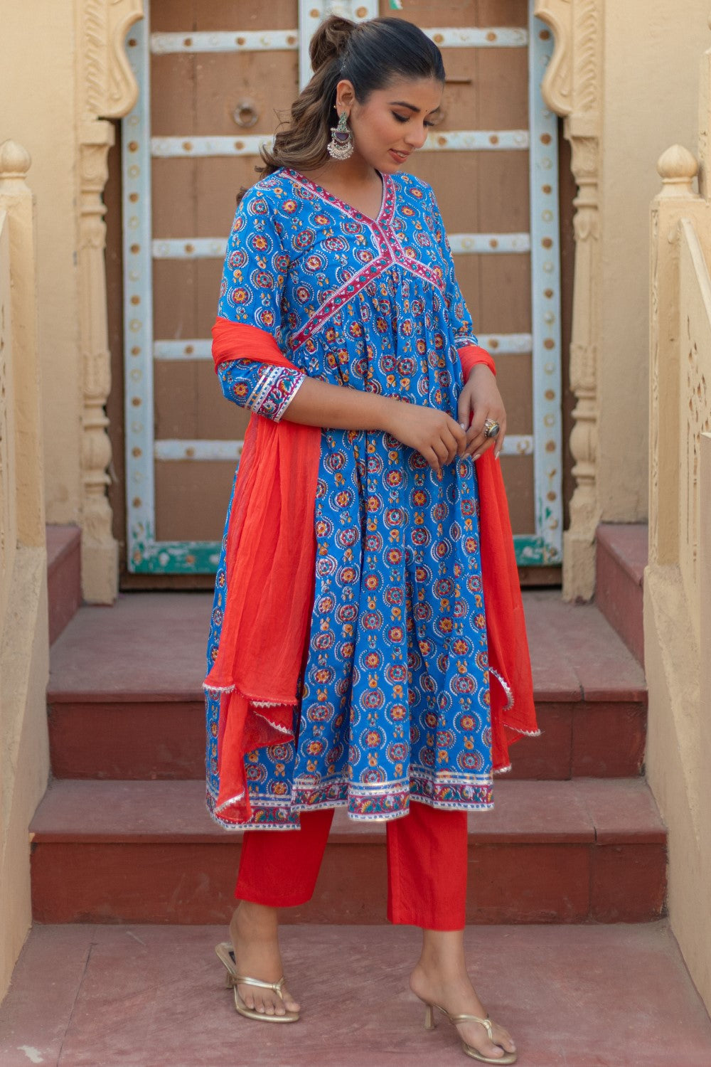 SootiSyahi-“Azure Medallions” Hand Block Printed Cotton Suit Set