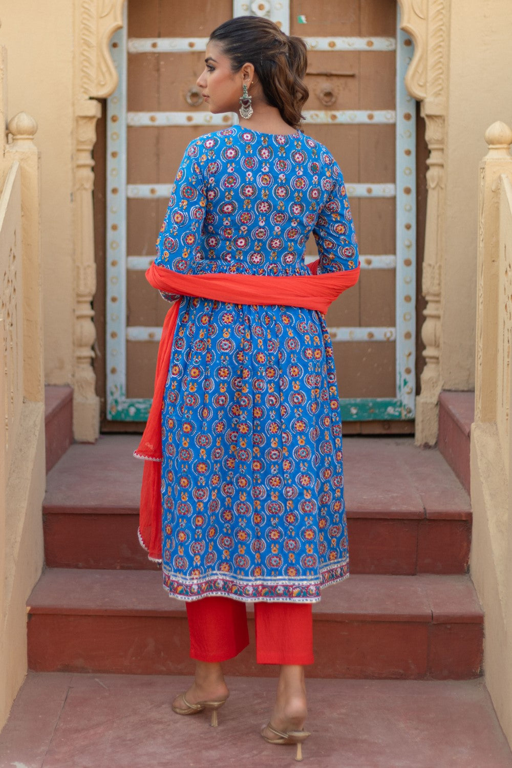 SootiSyahi-“Azure Medallions” Hand Block Printed Cotton Suit Set