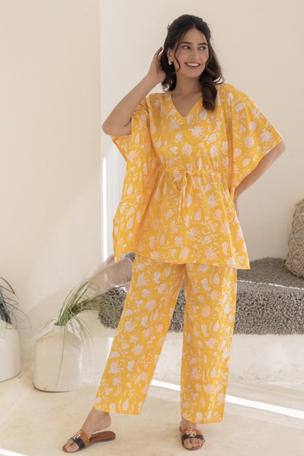 Sootisyahi 'Golden Petals' Cotton Kaftan Set