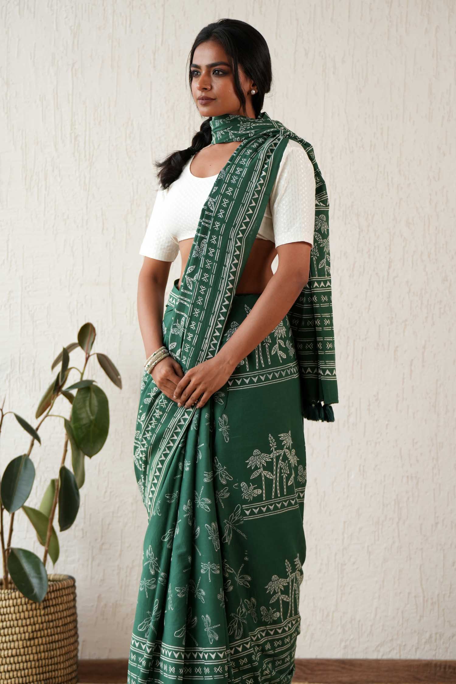 Celestial Drift - Hand Block Mul Cotton Saree - SootiSyahi