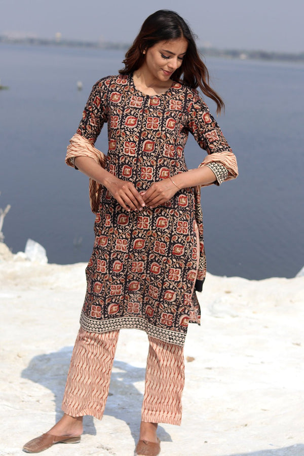 CONFIDENT FOLKTALE Block Printed Salwar Suit Set - SootiSyahi