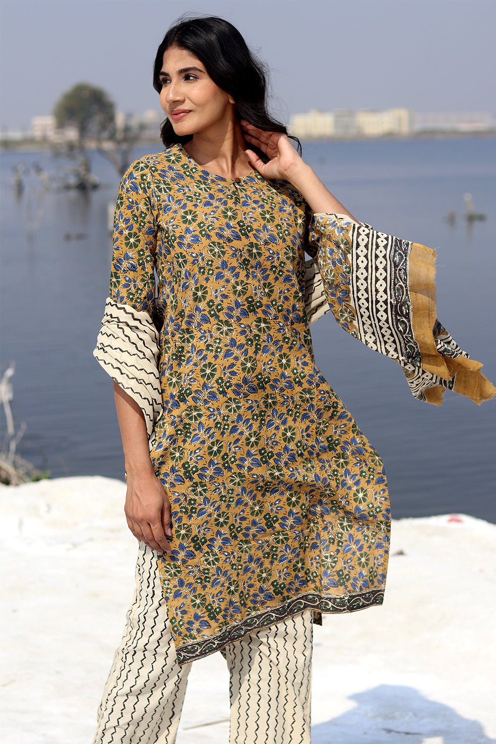 Ethnic Elegance Block Printed Salwar Suit Set - SootiSyahi