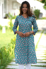 Evergreen Enigma Handblock Printed Cotton Kurti - SootiSyahi