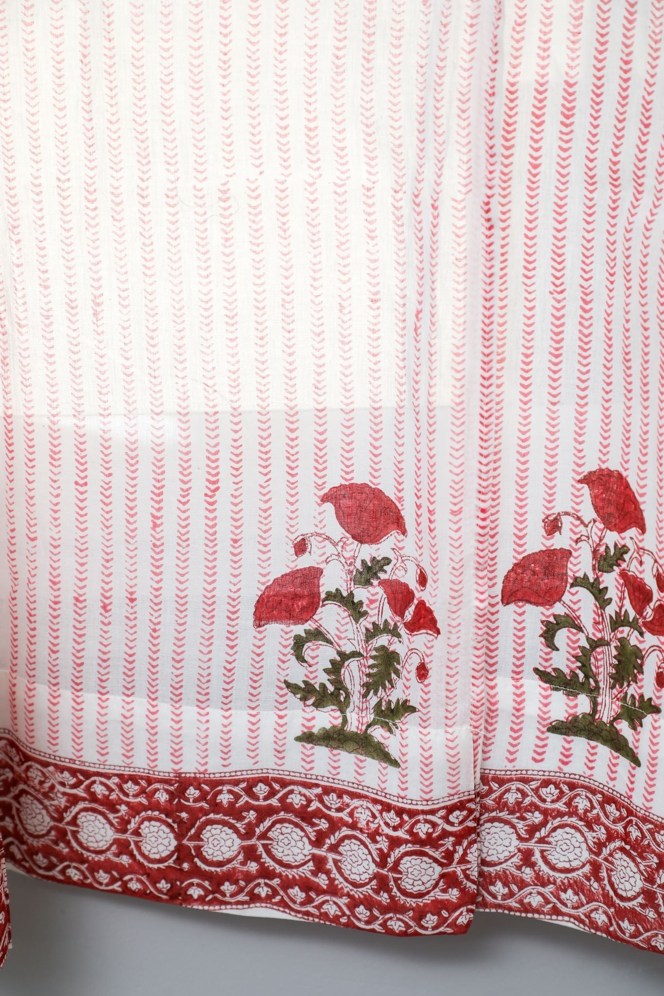 'Red Retreat' Handblock Printed Cotton Window Curtain - SootiSyahi