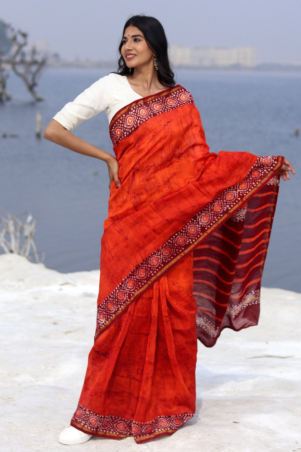 green and red cotton and silk chanderi sarees set Design by Anantaa at  Modvey | Modvey