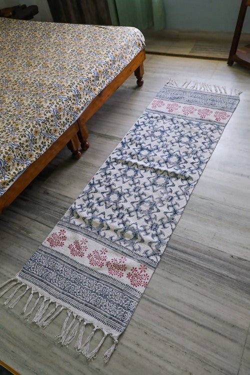 SootiSyahi 'Arctic Tribe' Handblock Printed Cotton Dhurrie Rug - SootiSyahi