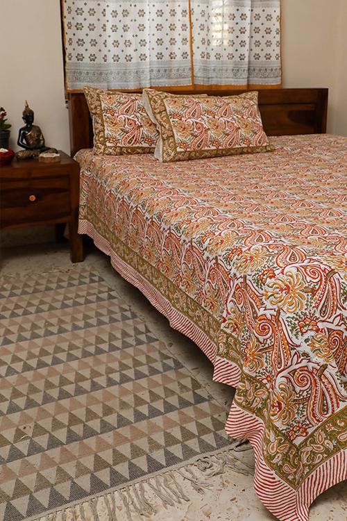 Sootisyahi 'Blooming Red' Handblock Printed Cotton Bedsheet - SootiSyahi