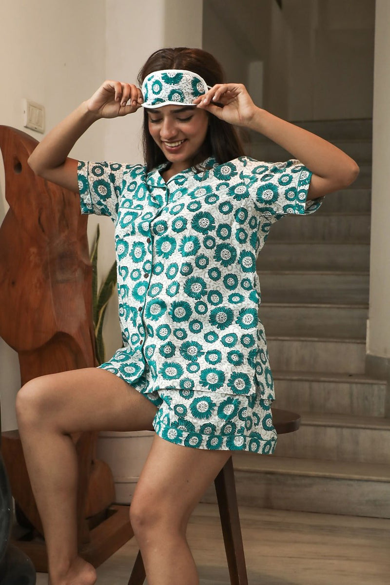 Sootisyahi 'Blue Bouquet ' Azofree Handblock Printed Pure Cotton Night Suit - SootiSyahi