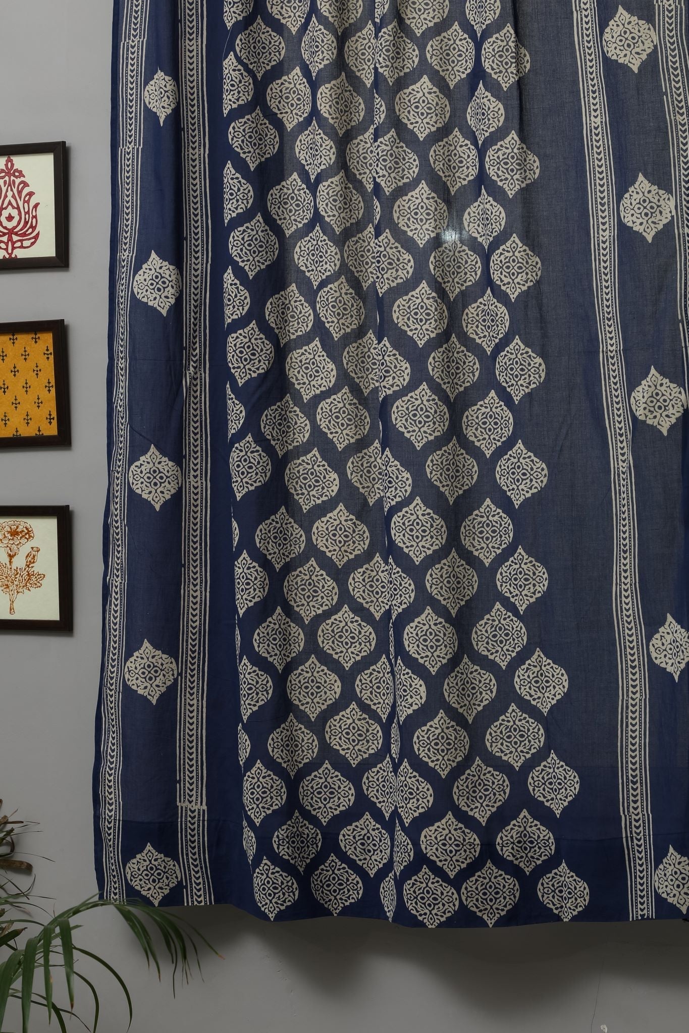 SootiSyahi 'Bluestars' Handblock Printed Cotton Window Curtain - SootiSyahi
