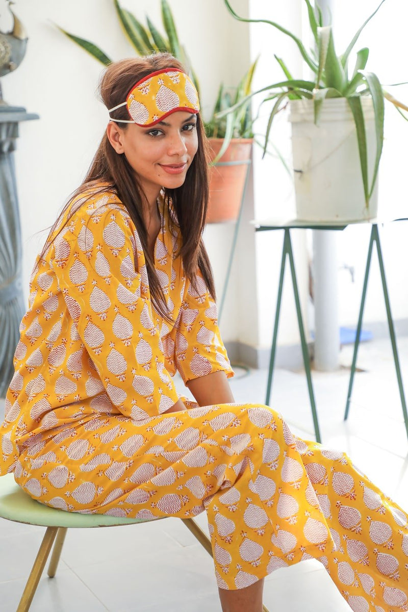 Sootisyahi 'Chrome Paramour ' Azofree Handblock Printed Pure Cotton Night Suit - SootiSyahi