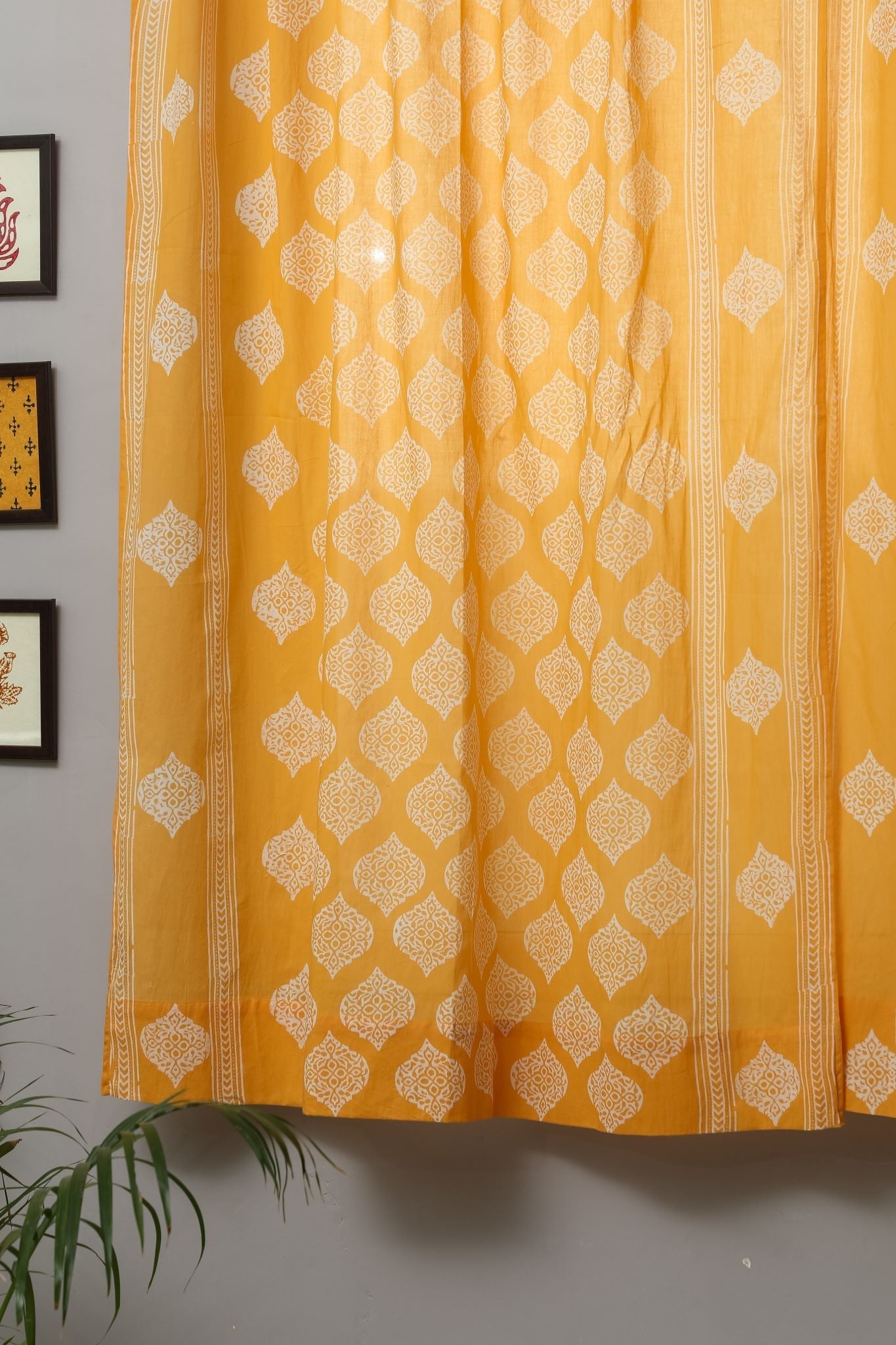 SootiSyahi 'Daffodil' Handblock Printed Cotton Window Curtain - SootiSyahi