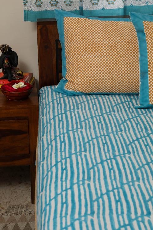 Sootisyahi 'Dream of Waves' Handblock Printed Cotton Bedsheet - SootiSyahi