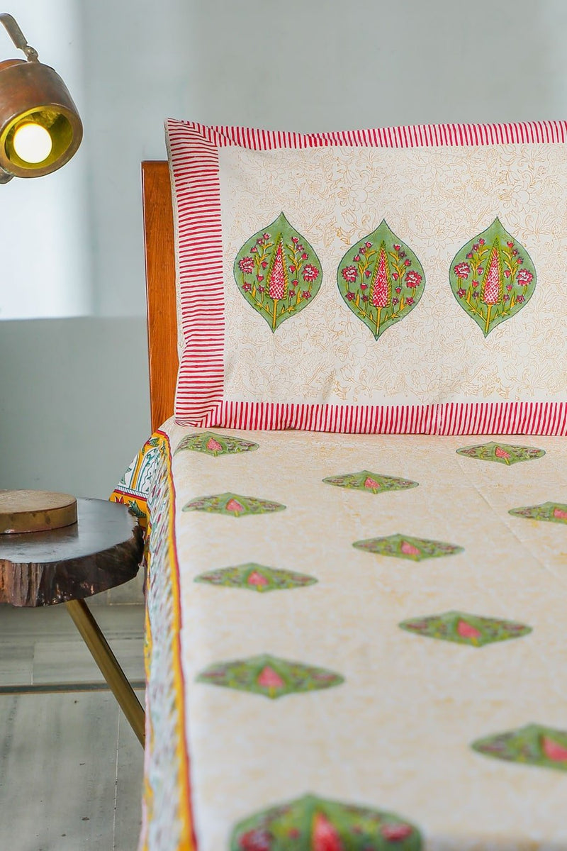 Sootisyahi 'Essence of color' Handblock Printed Cotton Bedsheet - SootiSyahi