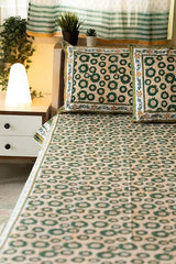Sootisyahi 'Green Glow' Handblock Printed Cotton Bedsheet - SootiSyahi