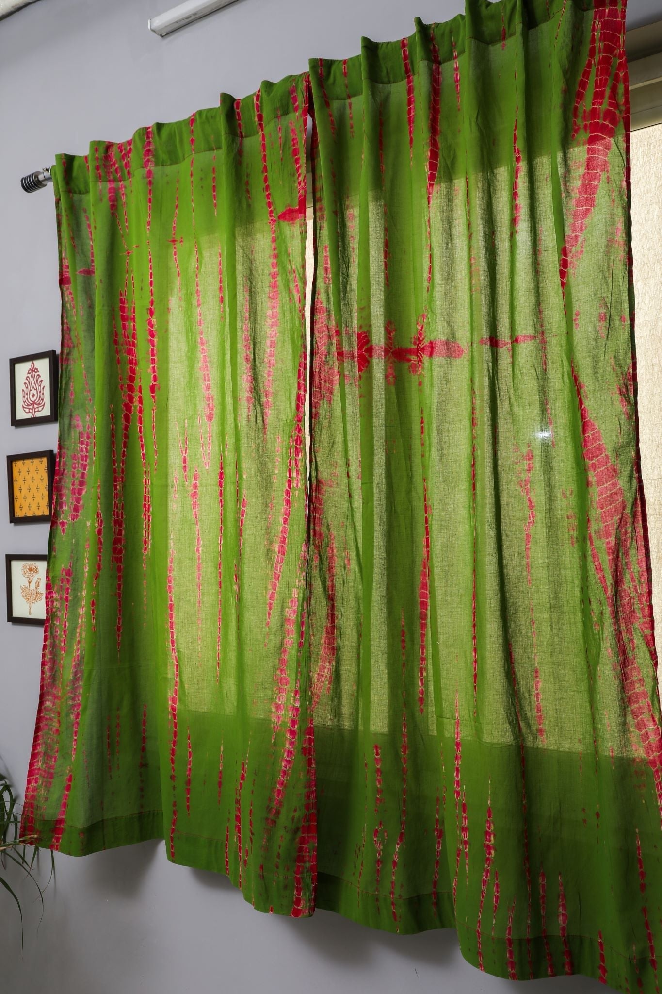 SootiSyahi 'Hardy mum' Handblock Printed Cotton Window Curtain - SootiSyahi
