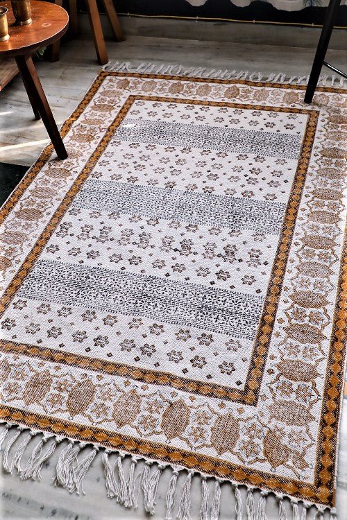 SootiSyahi 'Sparkles on Floor' Handblock Printed Cotton Dhurrie Rug - SootiSyahi