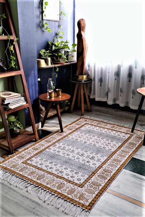 SootiSyahi 'Sparkles on Floor' Handblock Printed Cotton Dhurrie Rug - SootiSyahi